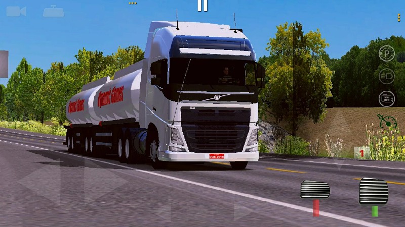 世界卡车驾驶模拟器(World Truck Driving Simulator)游戏截图4