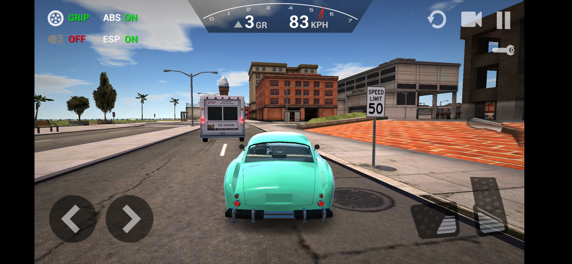 终极汽车驾驶模拟器(Ultimate Car Driving Simulator)游戏截图2