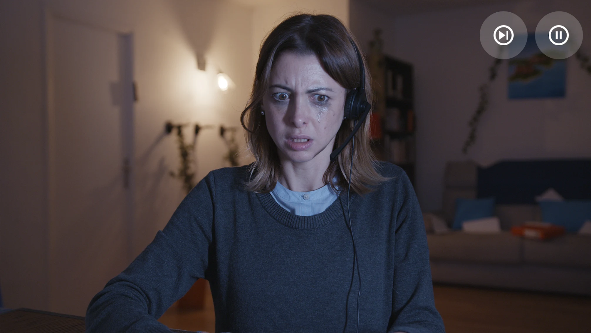 夜书(Night Book)游戏截图5