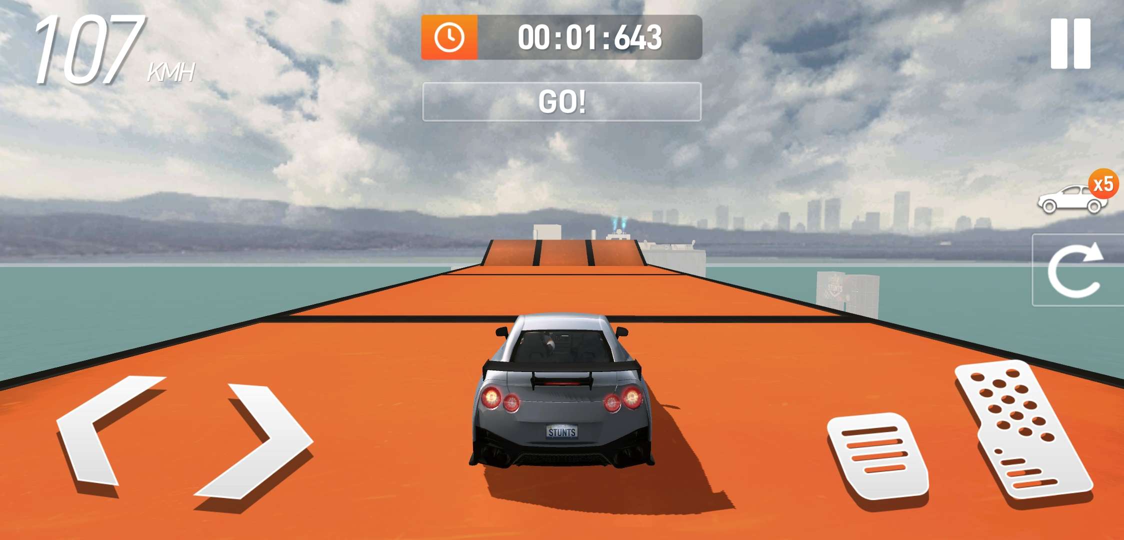 汽车特技赛(Car Stunt Races) 截图2